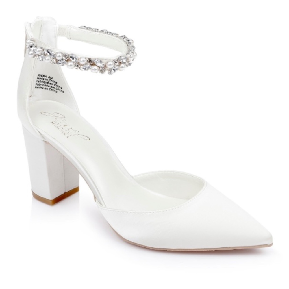 Badgley Mischka Rissa Pump